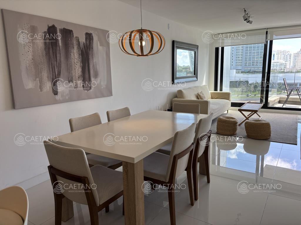Venta - Parada 3 Mansa. Av. Chiverta casi a
