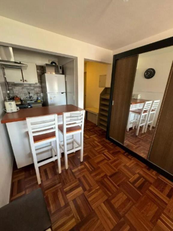 Se alquila Apartamento monoambiente amoblado en Pocitos con