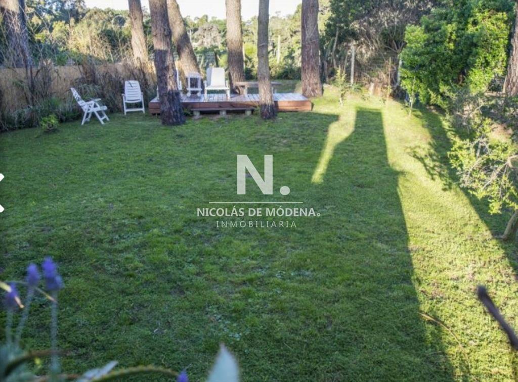 En venta hermosa y espaciosa casa en Solanas, de