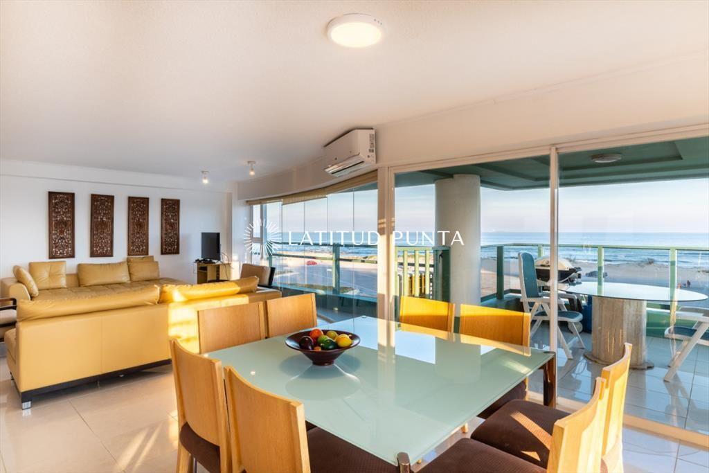 Apartamento en Brava, 3 dormitorios