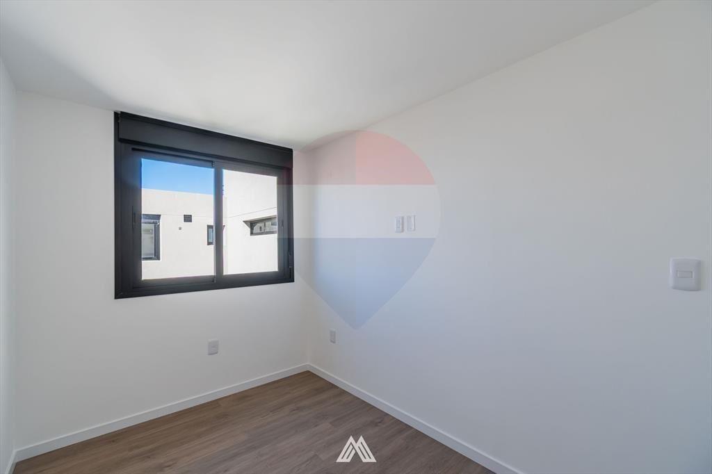 VENDO APARTAMENTO 2 DORMITORIOS MALVIN PARRILLERO