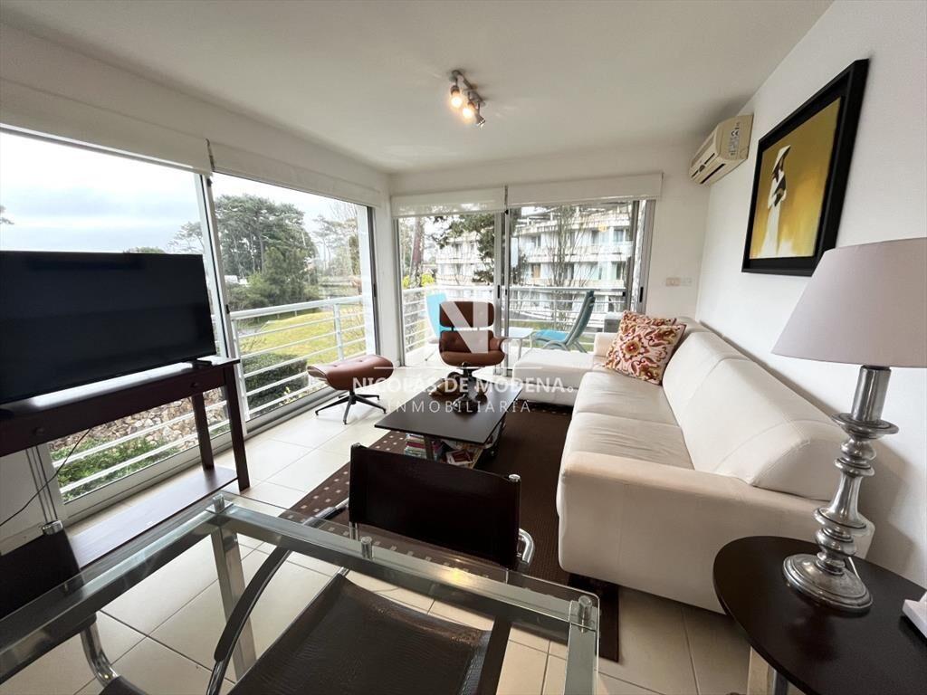 Venta apartamento 3 dormitorios. Playa mansa, del