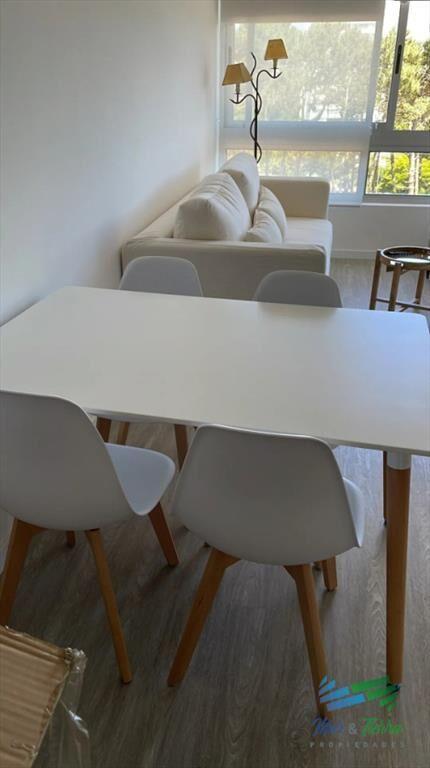 Venta de apartamento un dormitorio sobre con