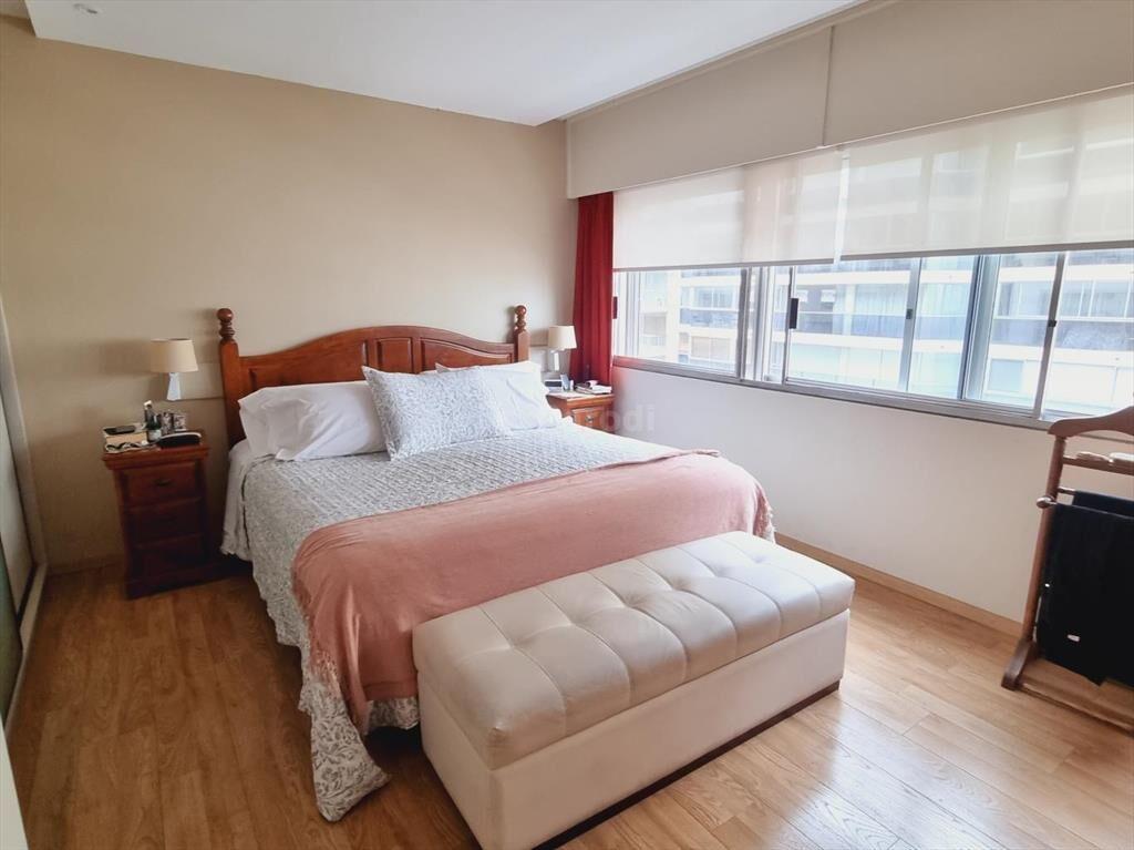 PARODI VENTA APARTAMENTO POCITOS RAMBLA  4 DORMITORIOS 4 BA