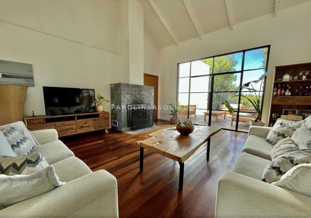 Casa en venta de 4 dormitorios en el Tesoro, La