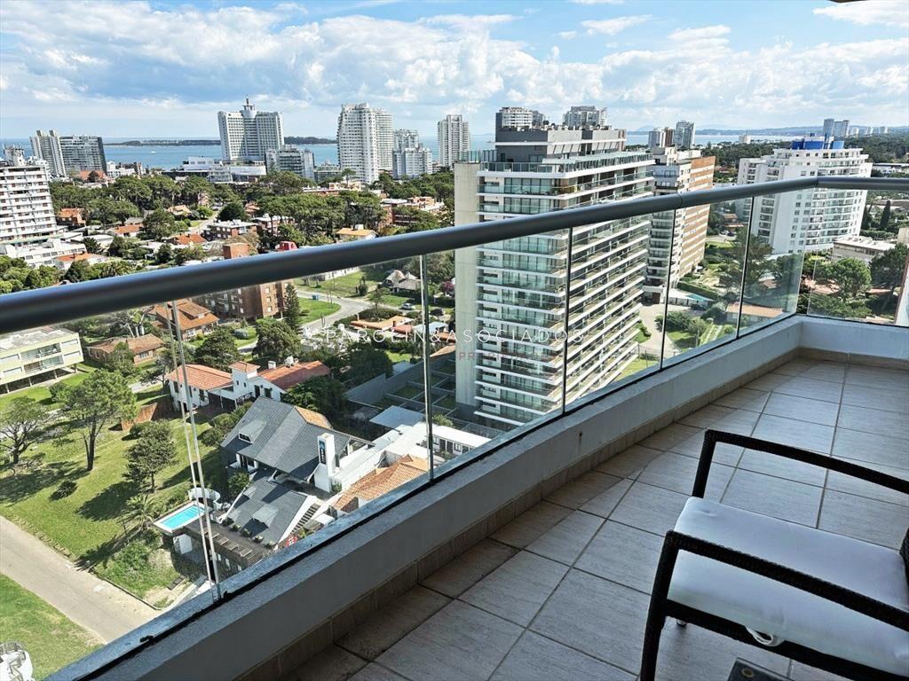 Icon Brava. Punta del Este. Exclusivo apartamento