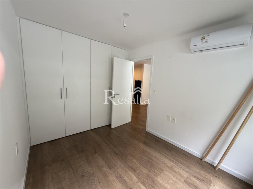 VENTA 1 DORMITORIO CON COCHERA PARQUE MIRAMAR