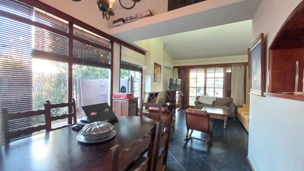 Vende casa de 3 dormitorios (incluye en Chiverta