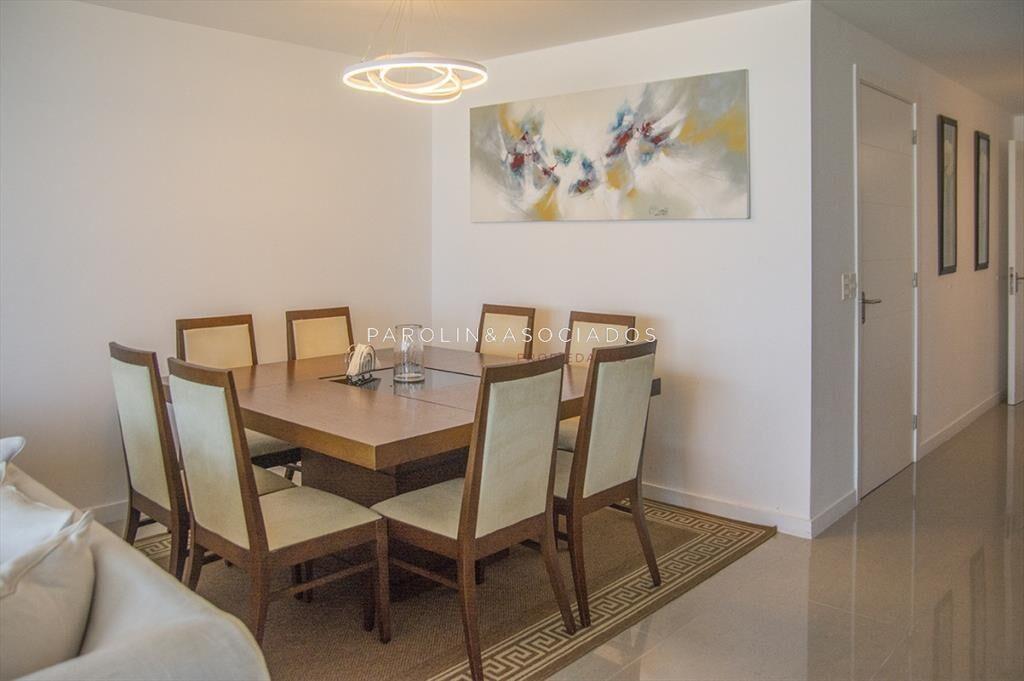 Apartartamento de 3 dormitorios en venta en Torre