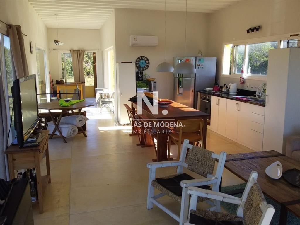 Hermosa casa en Venta y alquiler de 3 dormitorios a 100mts
