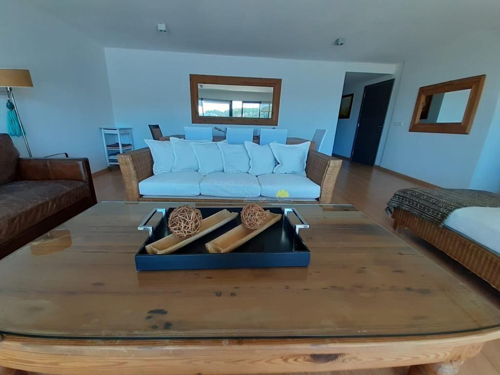 Apartamento de 2 dormitorios en Punta del este ,