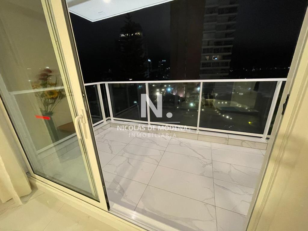 Excelente departamento, comodo e iluminado con al