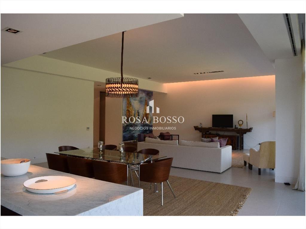 Apartamento en la Brava para la venta.