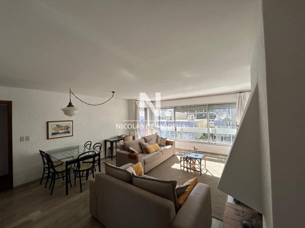 Oportunidad Apartamento en Edificio Porto Santo 3