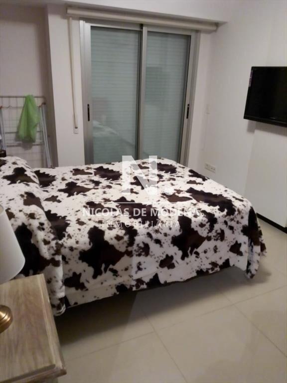 Apartamento con excelente ubicación.