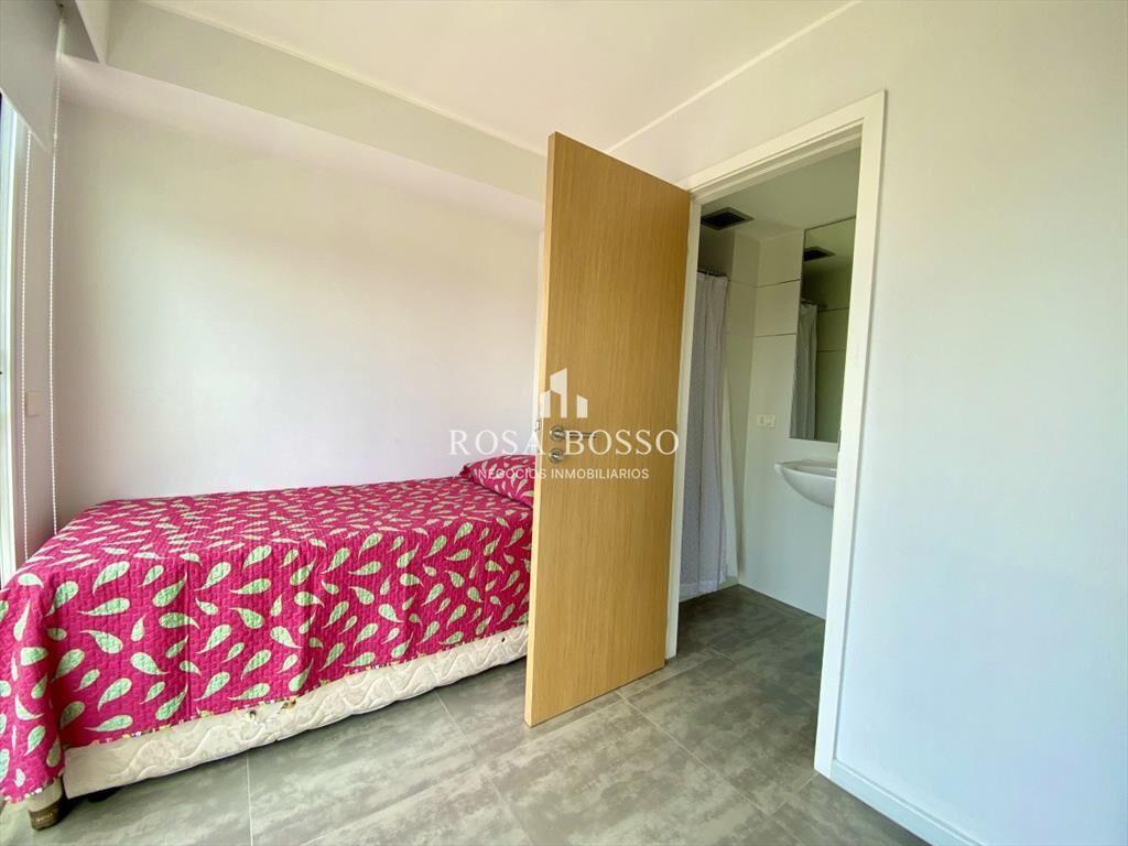 Apartamento, Venta, 4 dormitorios, Playa Mansa,