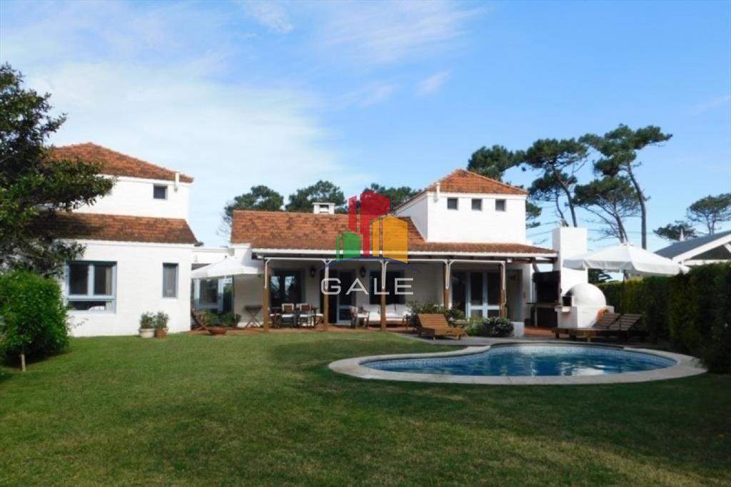 Casa a la Venta, 4 dormitorios, La Barra