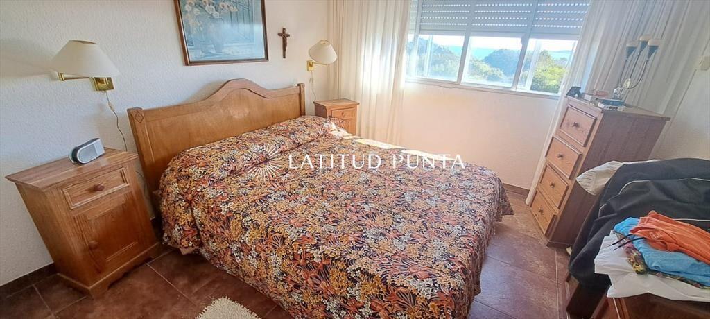 Mansa, apartamento de dos dormitorios en primera