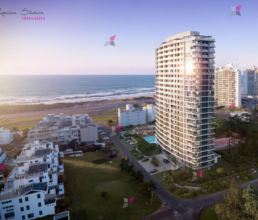 Apartamento en venta 3 dormitorios, 2 baños en
