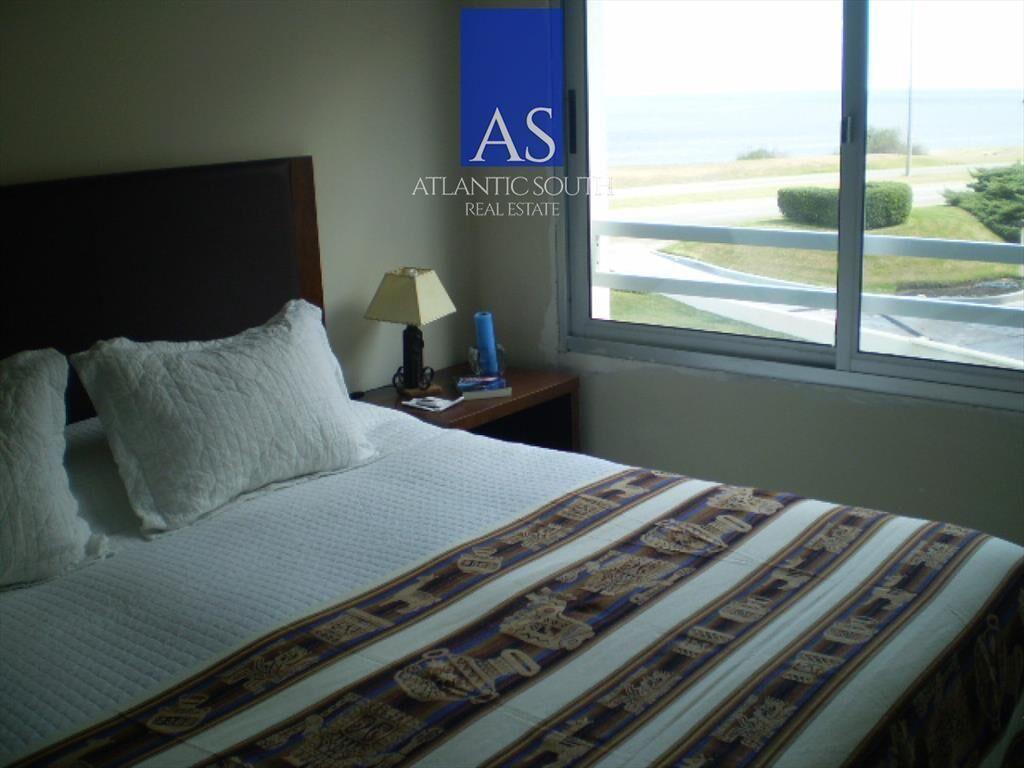 Apartamento moderno 3 dormitorios frente al mar