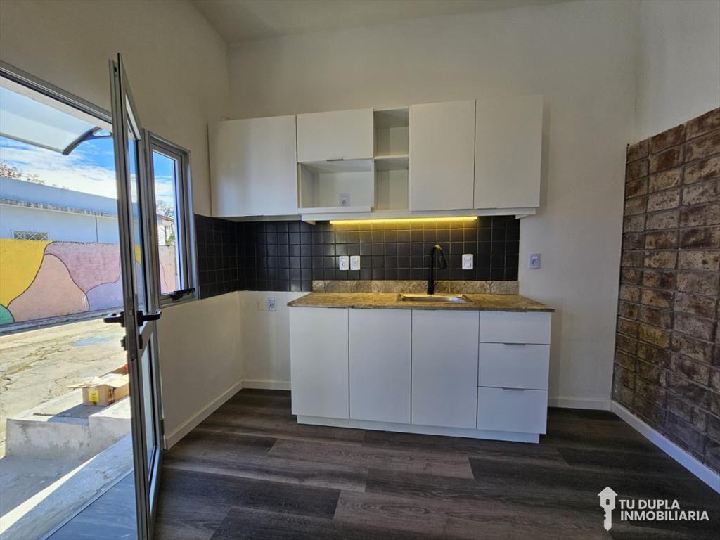 AlQUILER 1 DORMITORIO CON GARAJE, PEÃ?AROL