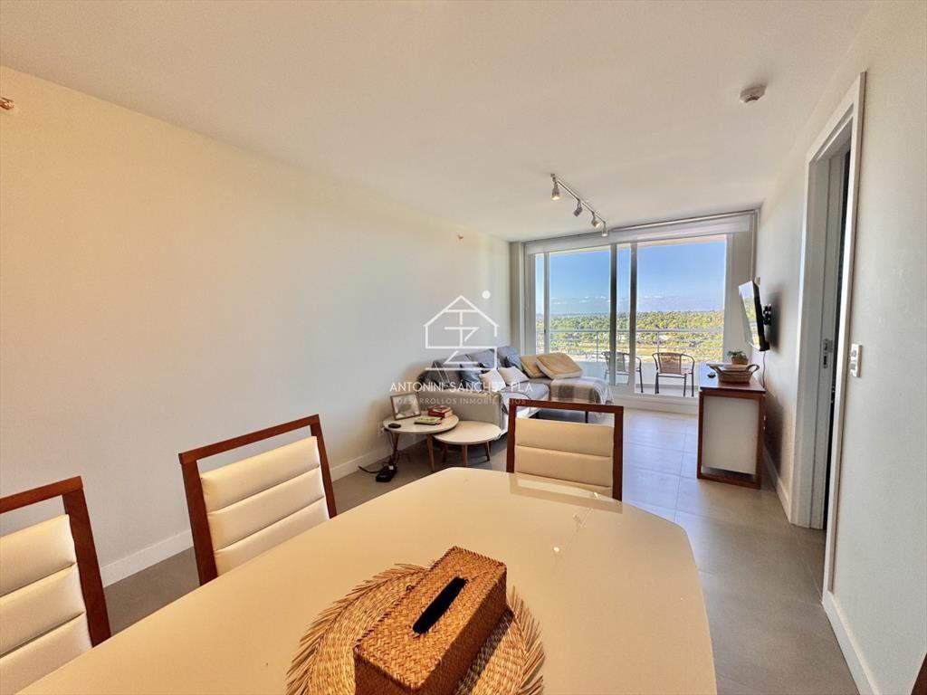 Venta apartamento 2 dormitorios 2 baños Punta del Este