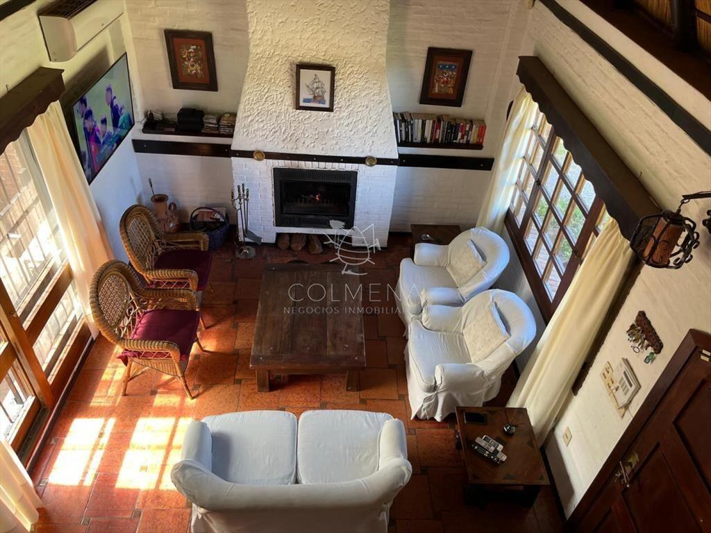 Venta de casa de 4 dormitorios en Pinares