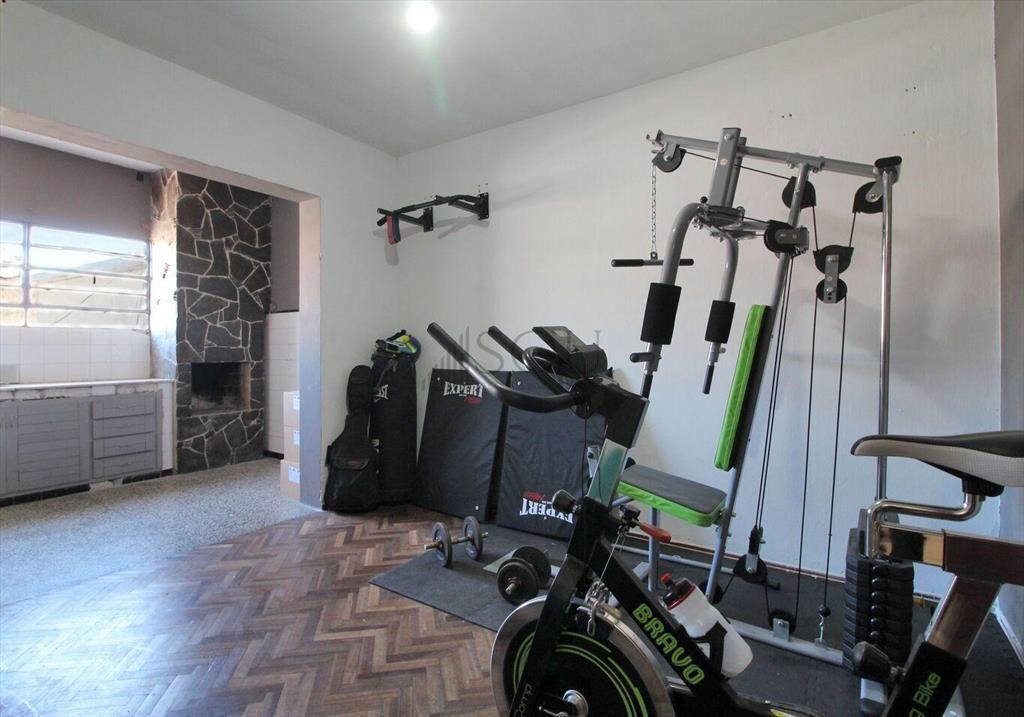 Venta casa 4 dormitorios, garage y piscina en Unión.