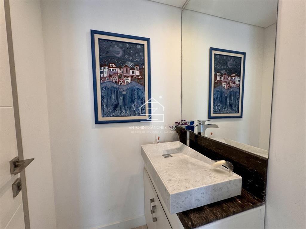 Venta apartamento 3 suites Punta del Este