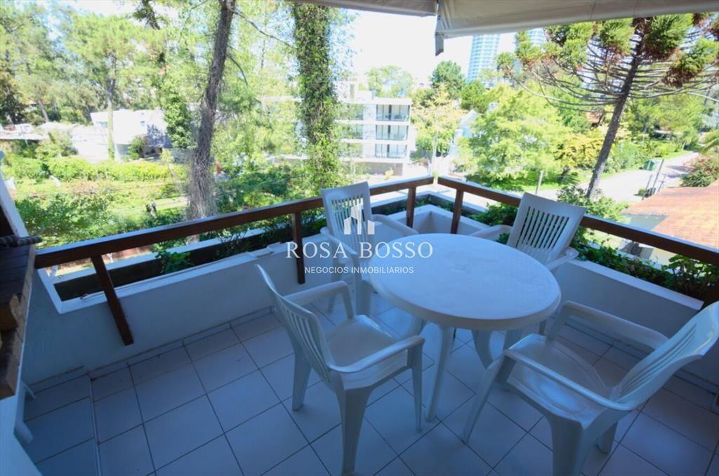 Apartamento en Venta 3 Dormitorios Playa Mansa