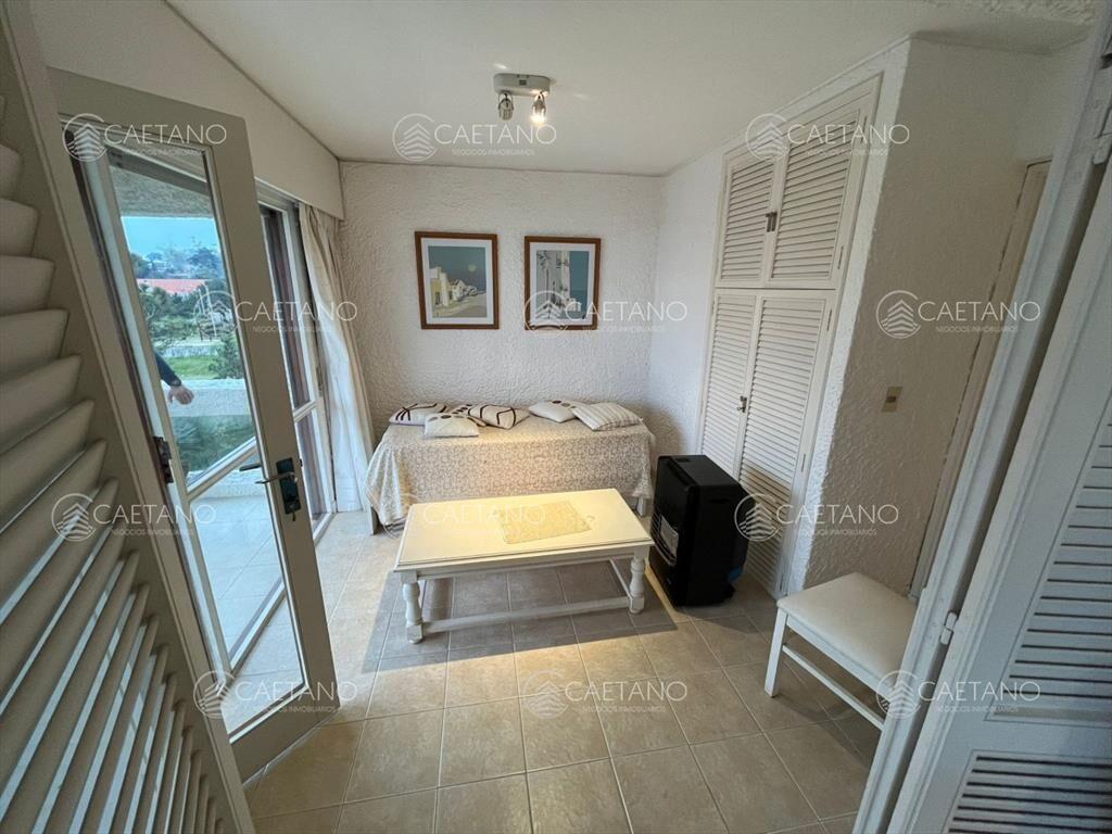 Apartamento en venta en Playa Mansa, punta del
