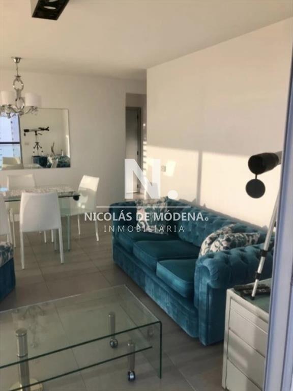 Apartamento en torre de categoría