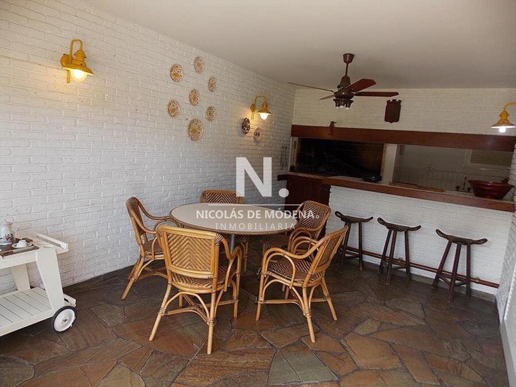 Vende casa en Mansa, Punta del Este de 3 dormitorios.