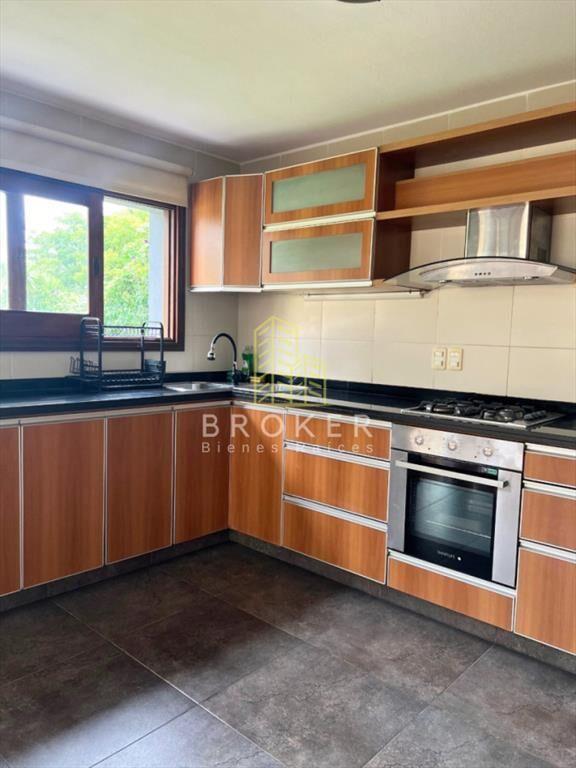 Venta y alquiler anual de moderna casa en mansa 5