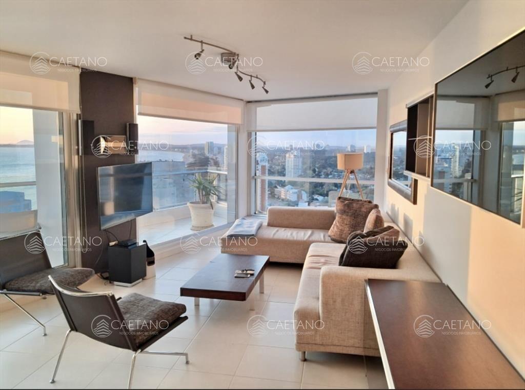 Venta apartamento en Punta del Este con vista al