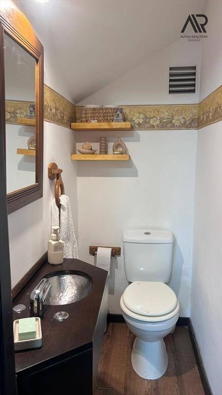 VENTA COMODA CASA