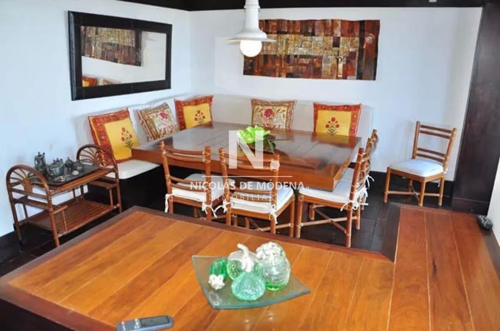 Oportunidad imperdible, departamento de 4 en