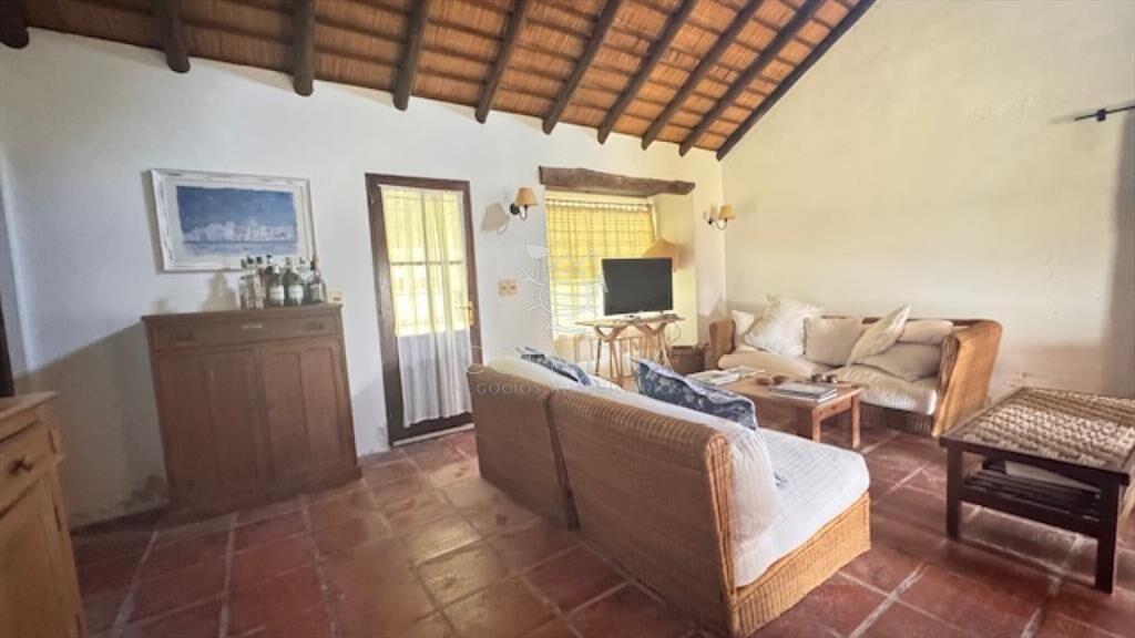 Campo 12 has con casa y piscina a 21 km de Punta