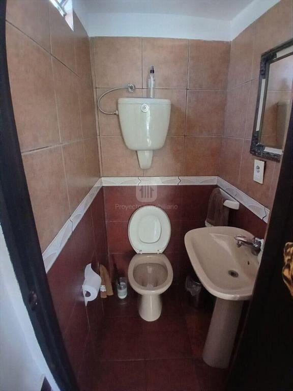 Venta de Casa en La Blanqueada con Garage y Barbacoa