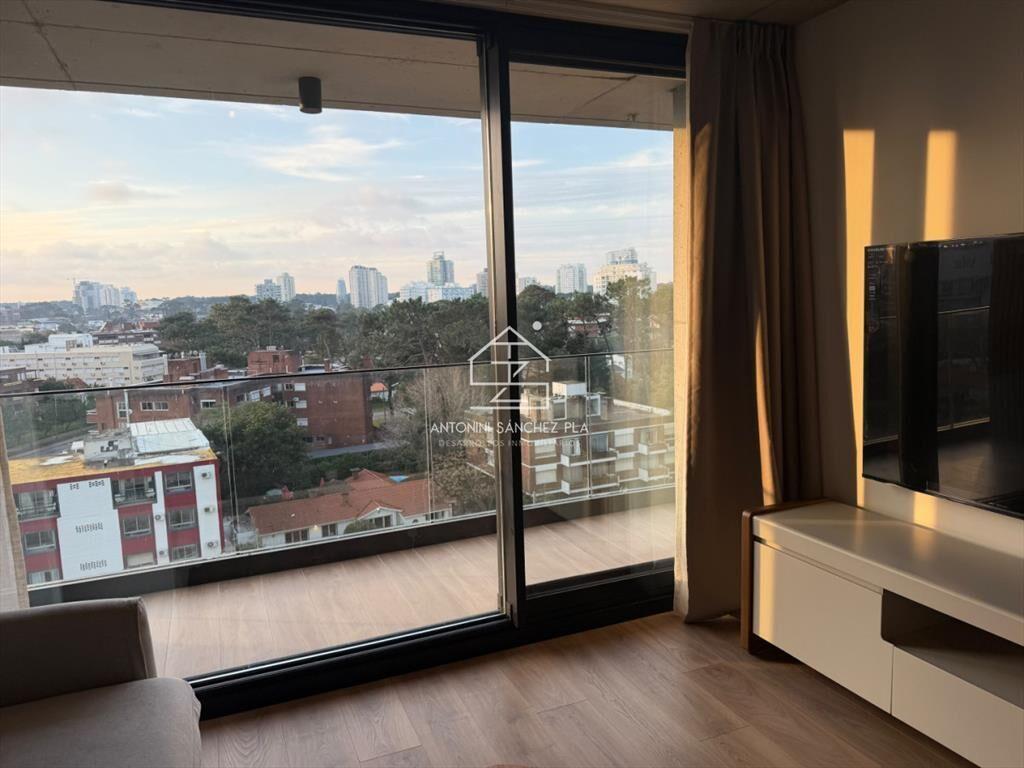 Apartamento en alquiler anual 2 dormitorios en Torres del E