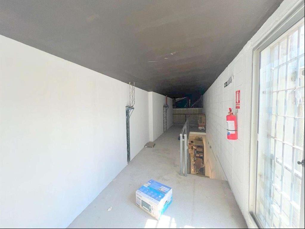 ALQUILER LOCAL DE 100M2 EN ARENAL GRANDE Y MARTÍN GARCÍA