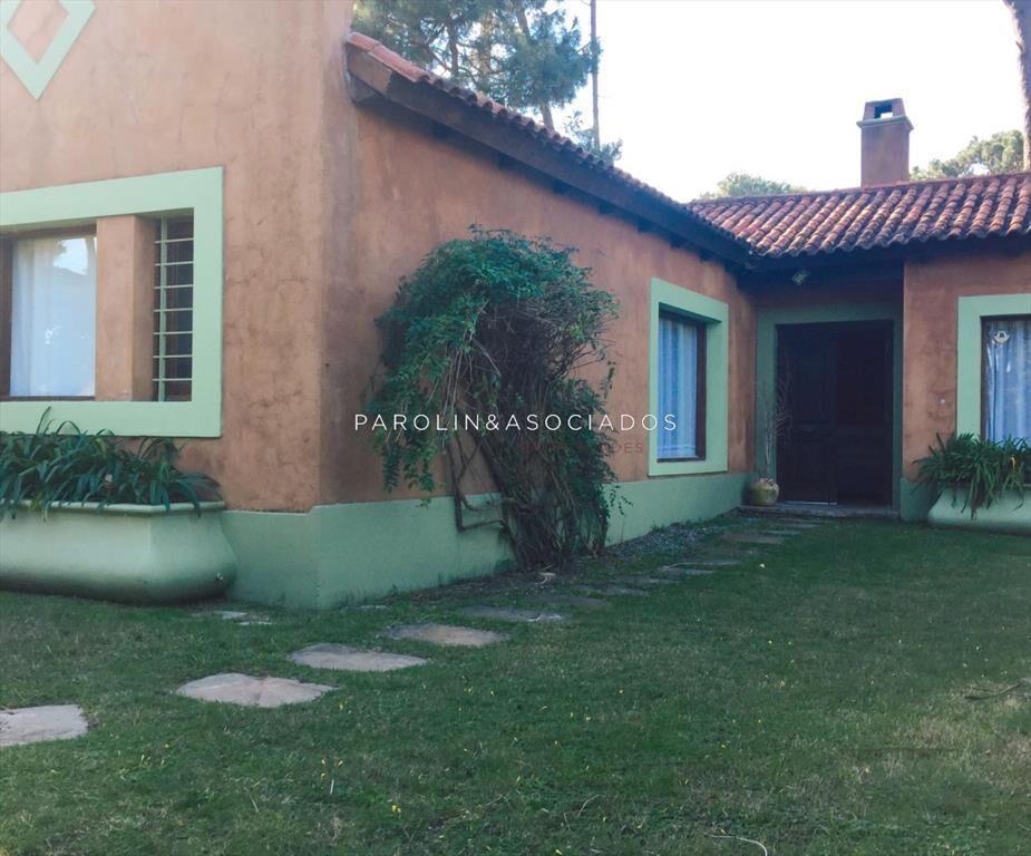 Hermosa casa en Montoya