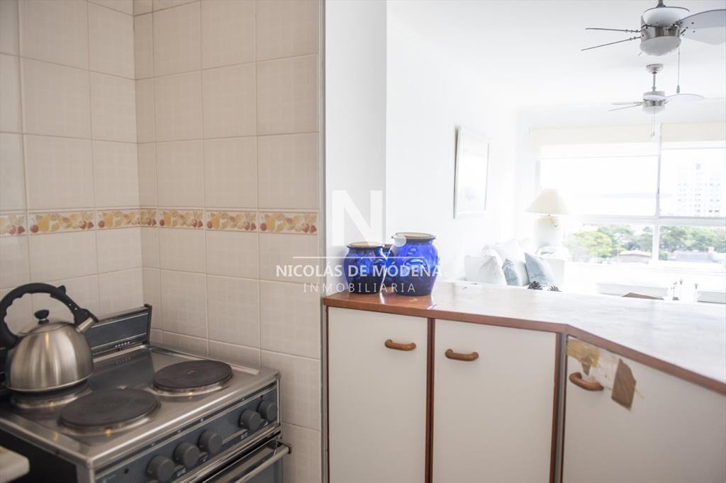Vende apartamento de 2 dormitorios en Brava Punta del Este