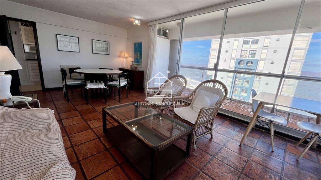 Apartamento 2 dormitorios Punta del Este vista a la Brava