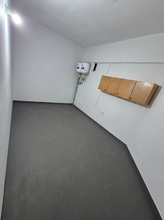 Alquiler de local comercial en el Centro Yi y 18