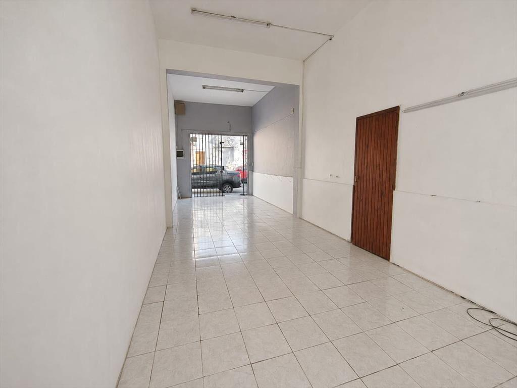 Excelente local comercial centrico