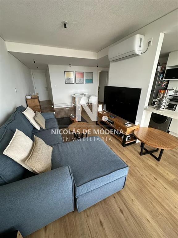Venta Apartamento de 3 dormitorios Con Renta en