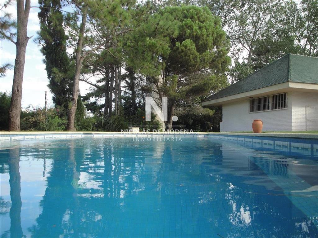 En venta chalet de 3 dormitorios en Brava, Punta