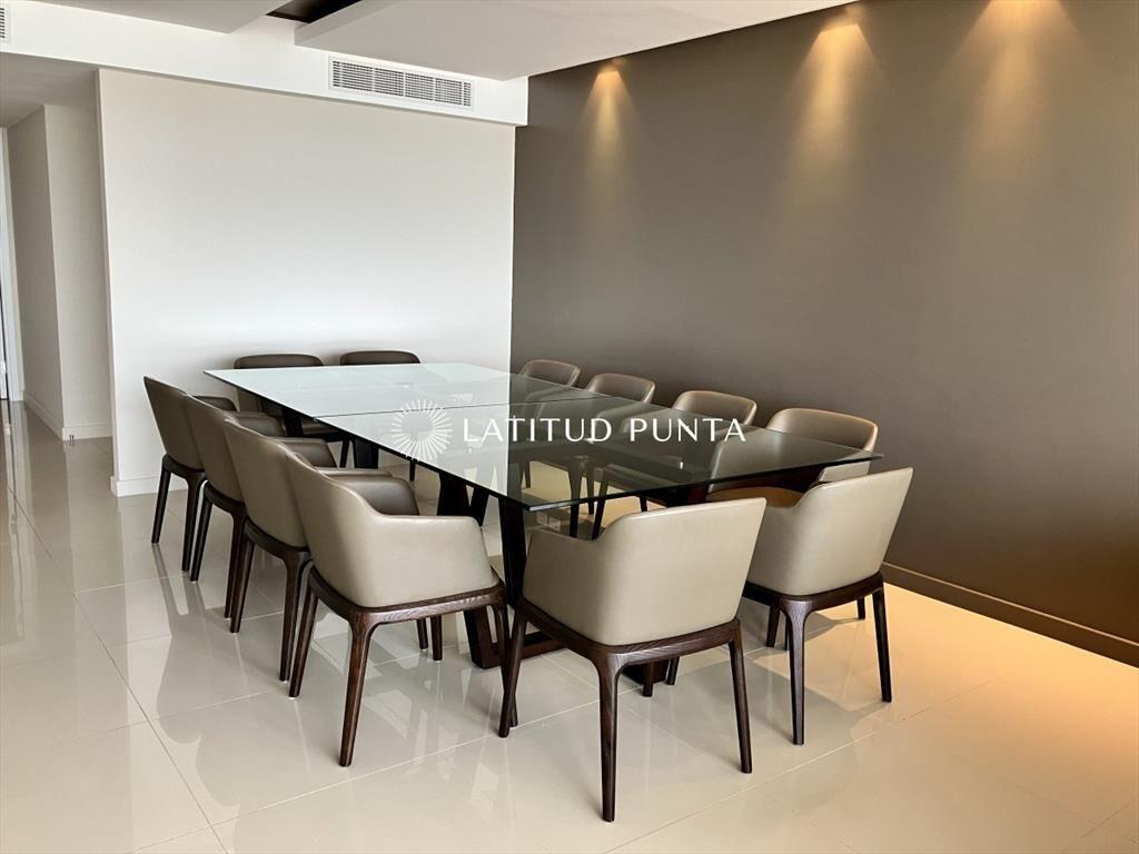 Apartamento en Brava, 3 dormitorios