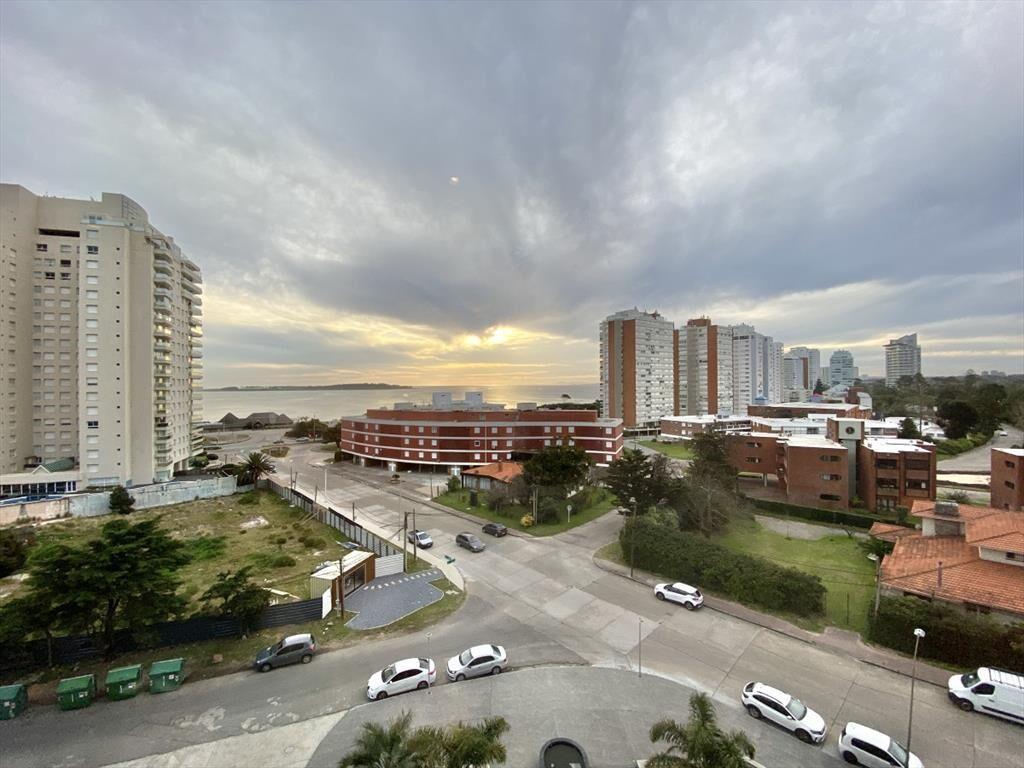 ALQUILER TEMPORAL 2 DORMITORIOS 2 BAÑOS EDIFICIO MIAMI BOU